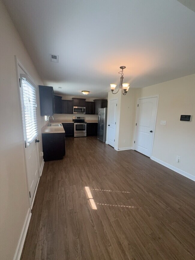 Building Photo - 101 Barnhouse Rd