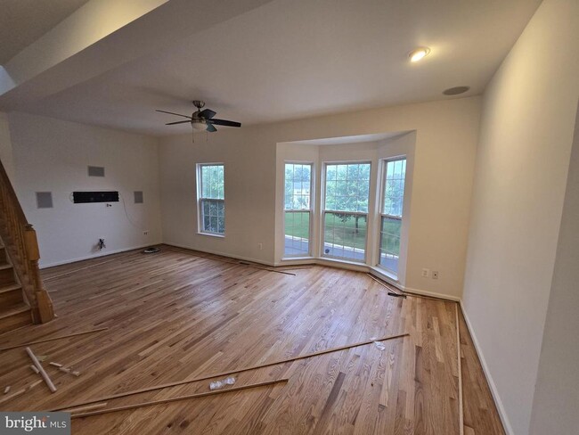 Building Photo - 14134 Darkwood Cir