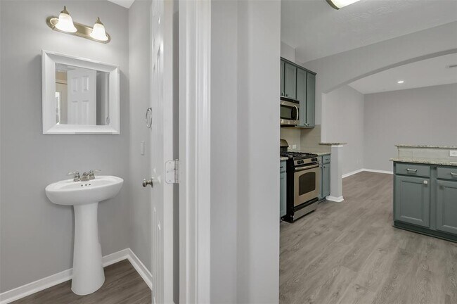 Building Photo - 12942 Iris Garden Ln