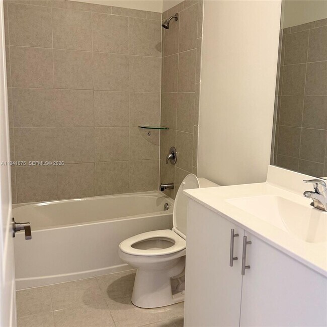 Building Photo - 13370 SW 287th Ter