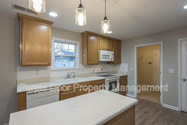 Building Photo - 507 Highland Falls Dr