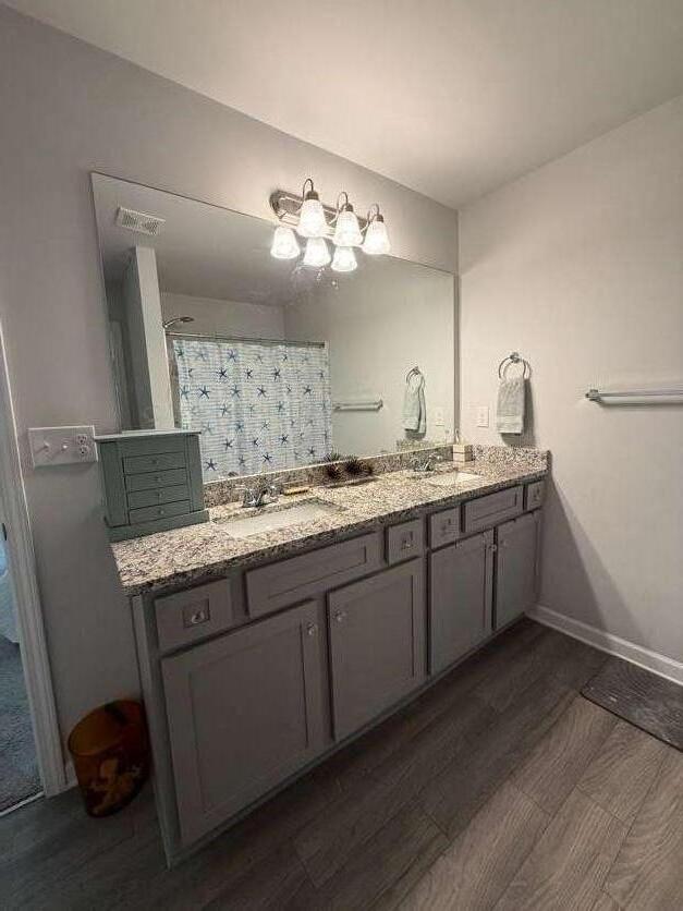 Building Photo - 7565 Knoll Hollow Rd