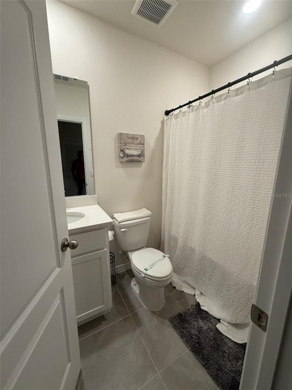 Building Photo - 2369 Penguin Blvd