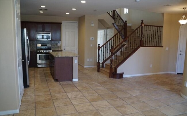 Building Photo - 2407 Granada Bluff Ct