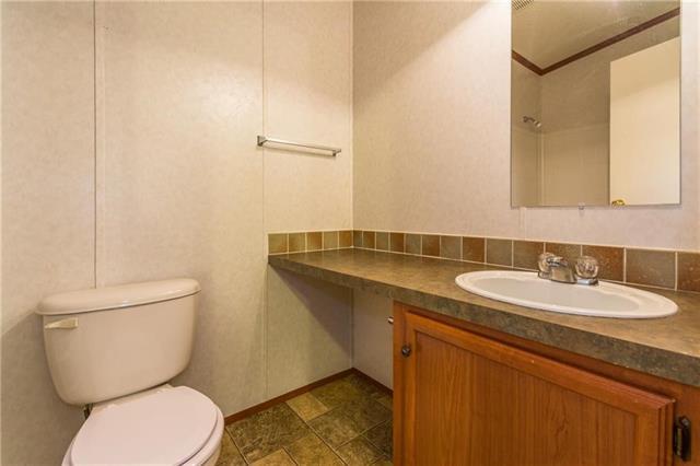 Building Photo - 512 Deer Run