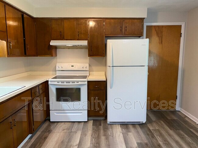 Building Photo - 4437 Mellen Ct