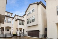 Building Photo - 1620 W 24th St