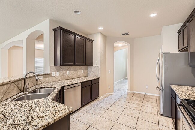 Building Photo - 10427 Ashbury Creek