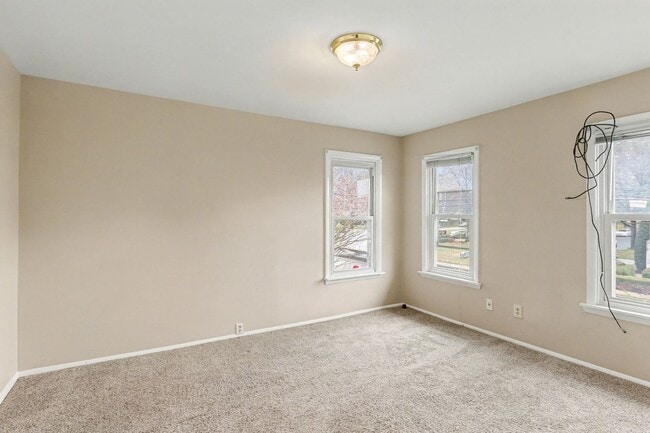 Building Photo - 3327-3329 Market Street