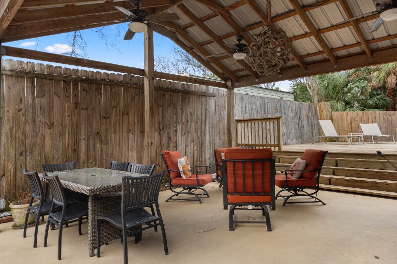 Building Photo - 22111 Bataan Ave