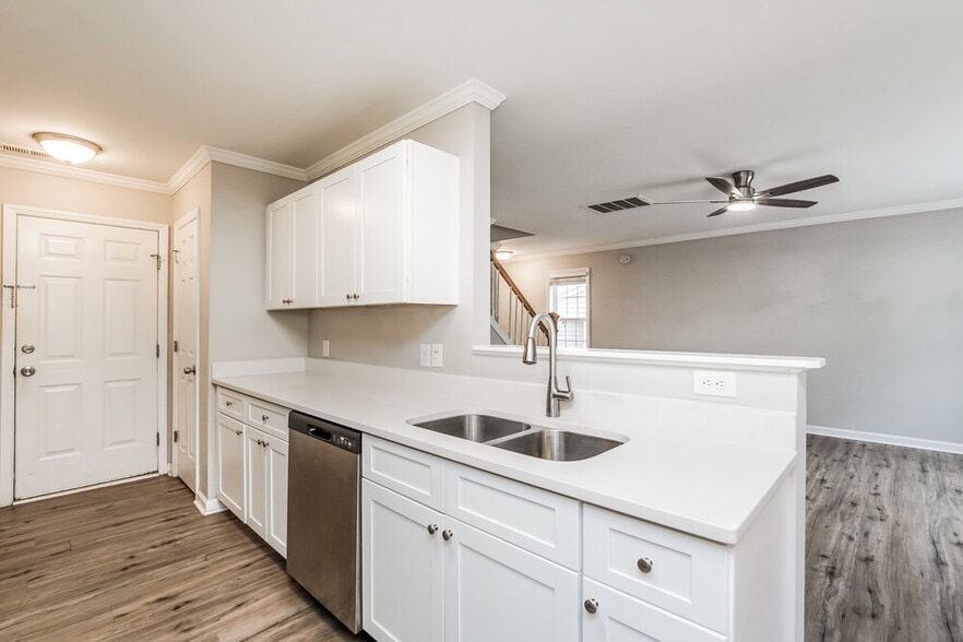 Building Photo - 2535 Blackwolf Run Ln