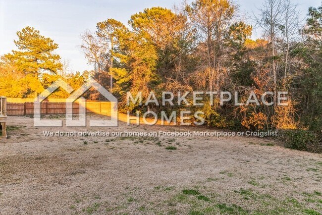 Building Photo - 405 Peppermint Dr