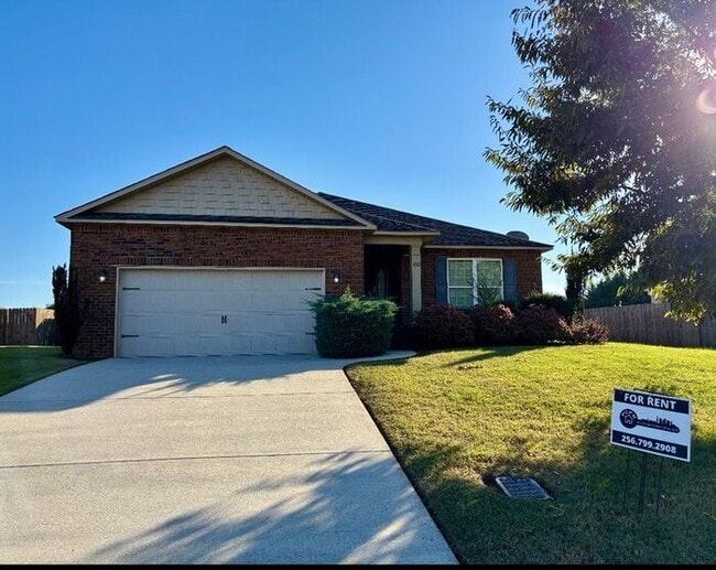 Building Photo - Settle In by the End of December—Apply Now!