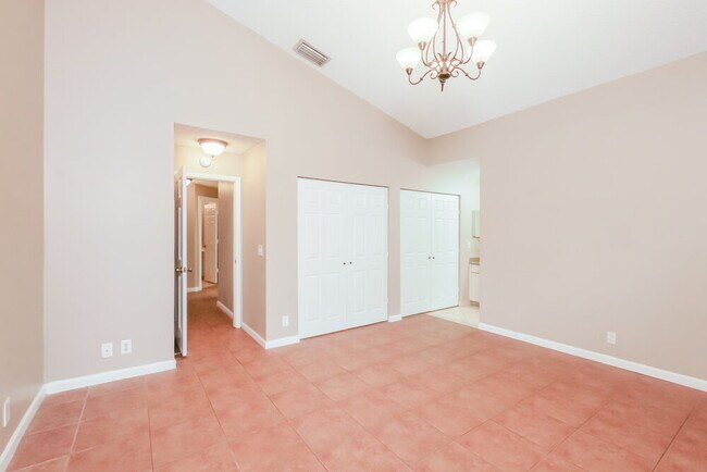 Building Photo - 575 NW 38th Ave