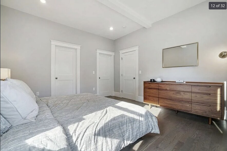 Building Photo - 20 Lincoln St