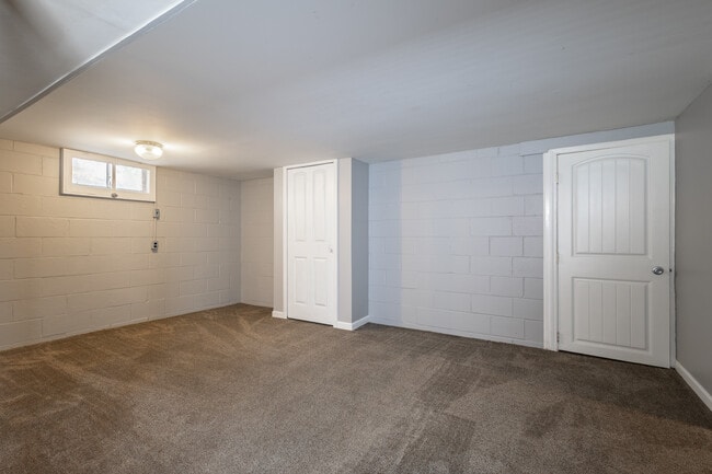 Building Photo - 5713 Spaulding St