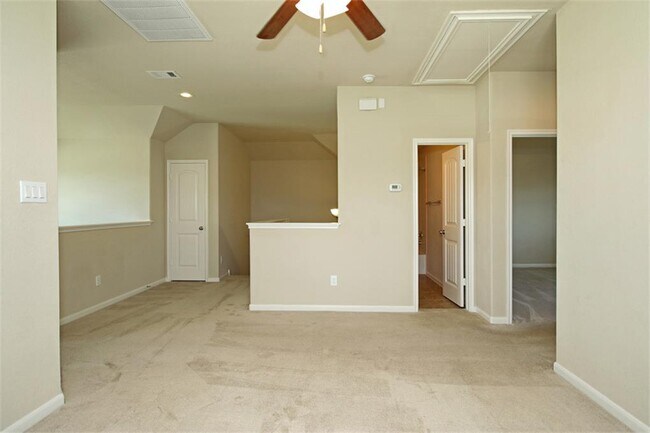 Building Photo - 8902 Finnery Dr