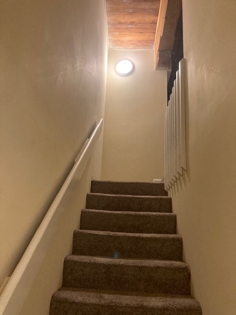 Building Photo - 1 Buffalo Ave NW