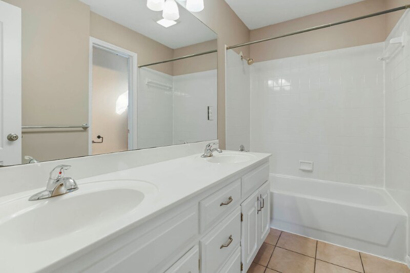 Building Photo - 5933 W 153rd St