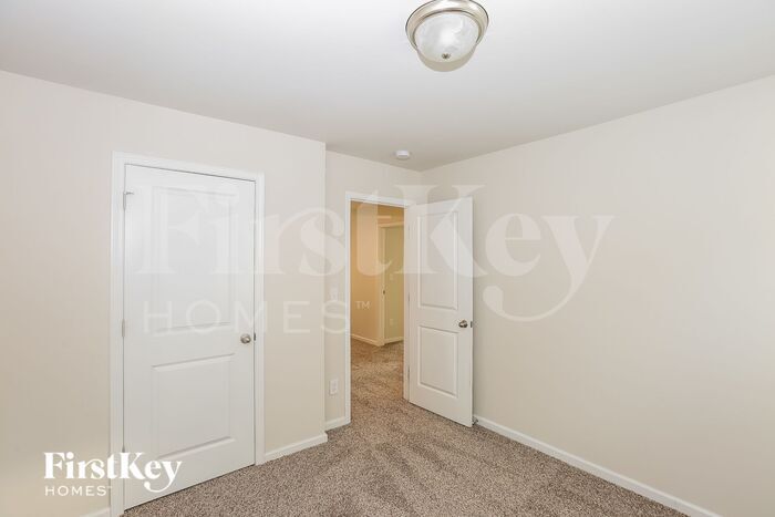 Building Photo - 6307 Mosley Glen Dr