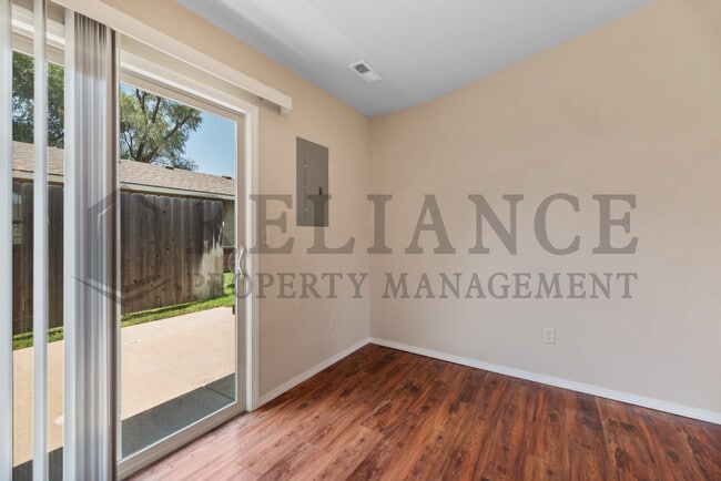 Building Photo - 4206 Newell St