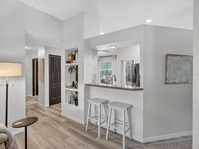 Building Photo - 357 Waterford Cir W