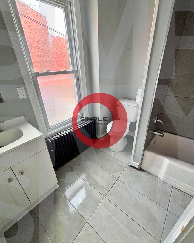 Building Photo - 625 Willow St