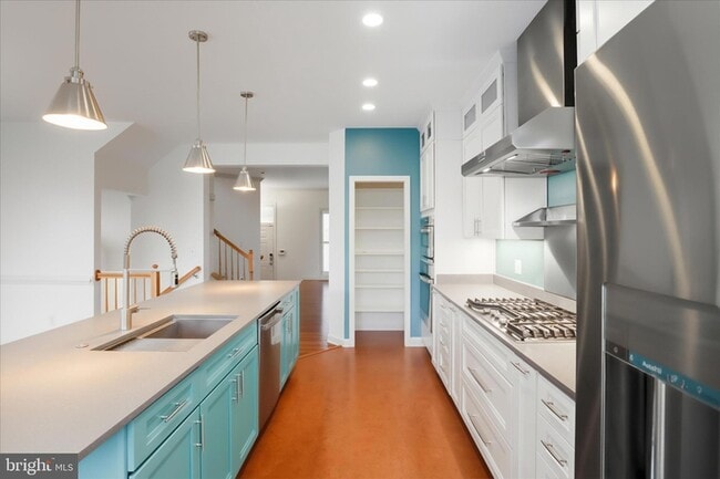 Building Photo - 901 Harrison Cir