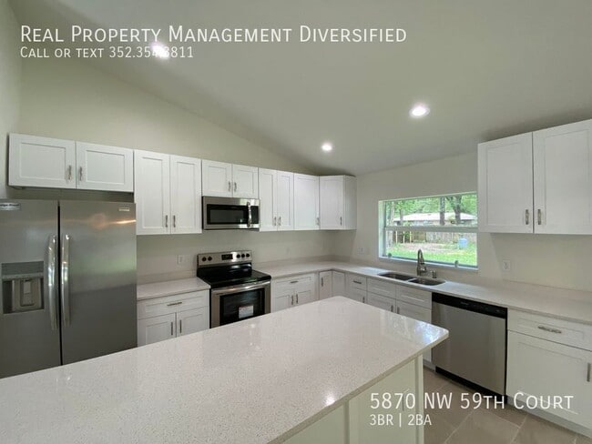 Building Photo - 5870 NW 59th Ct