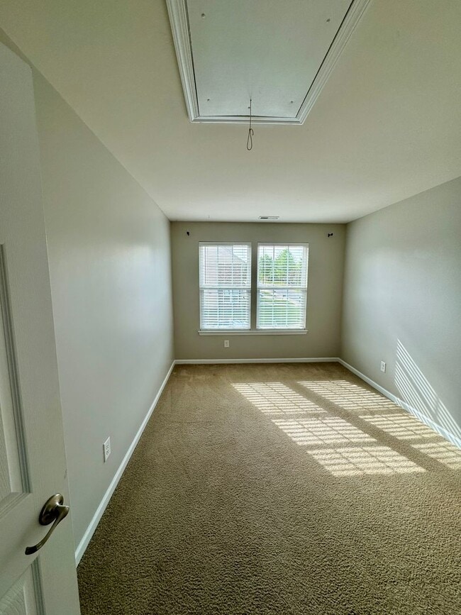 Building Photo - 3BR/2BA TOWNHOUSE IN BEREWICK - AVAILABLE ...