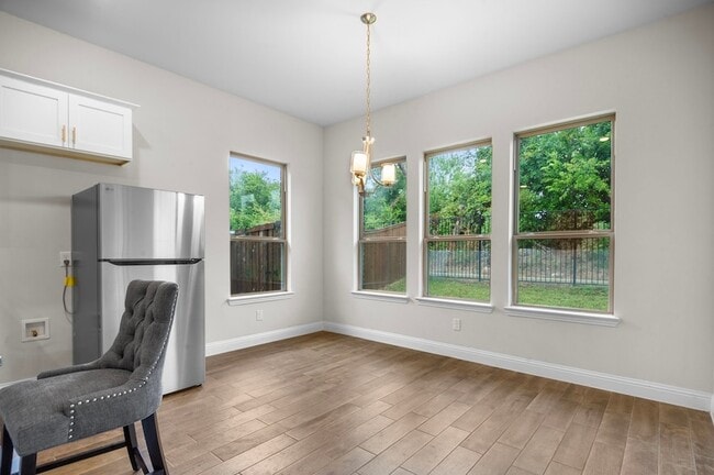Building Photo - 16050 Talamore Ln