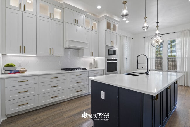 Building Photo - 237 Kathryn's Ct