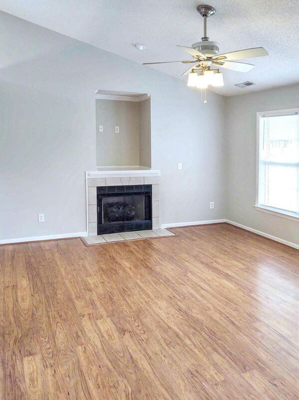 Building Photo - 2229 Saponi Village Ct