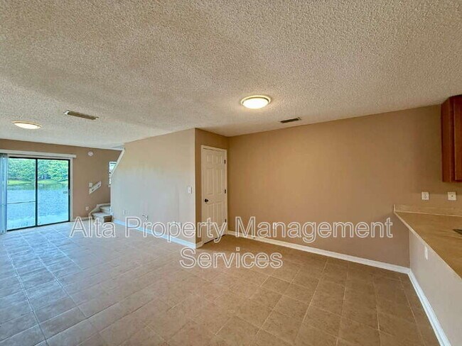 Building Photo - 4680 Playschool Dr