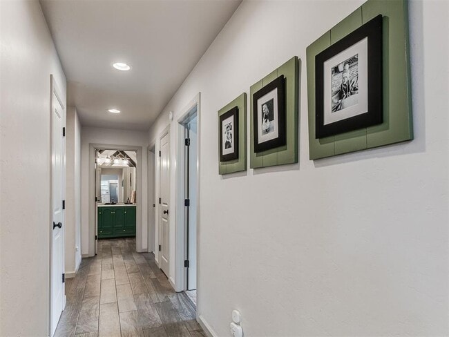 Building Photo - 801 Rock Hollow Rd