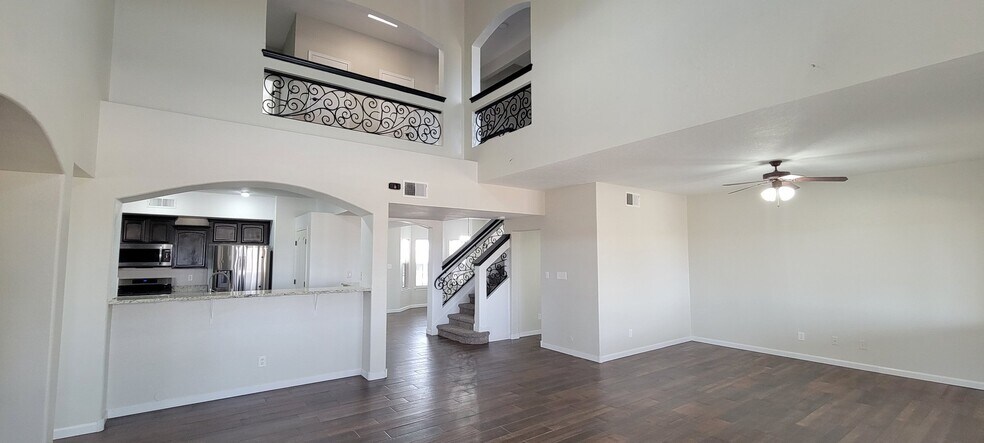 Building Photo - 3600 Tierra Bahia Dr
