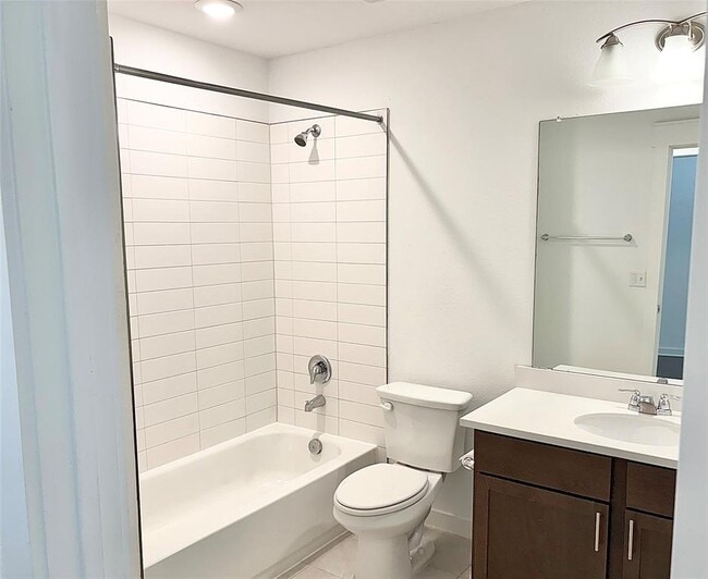 Building Photo - 15308 Grenadine Bloom Cv