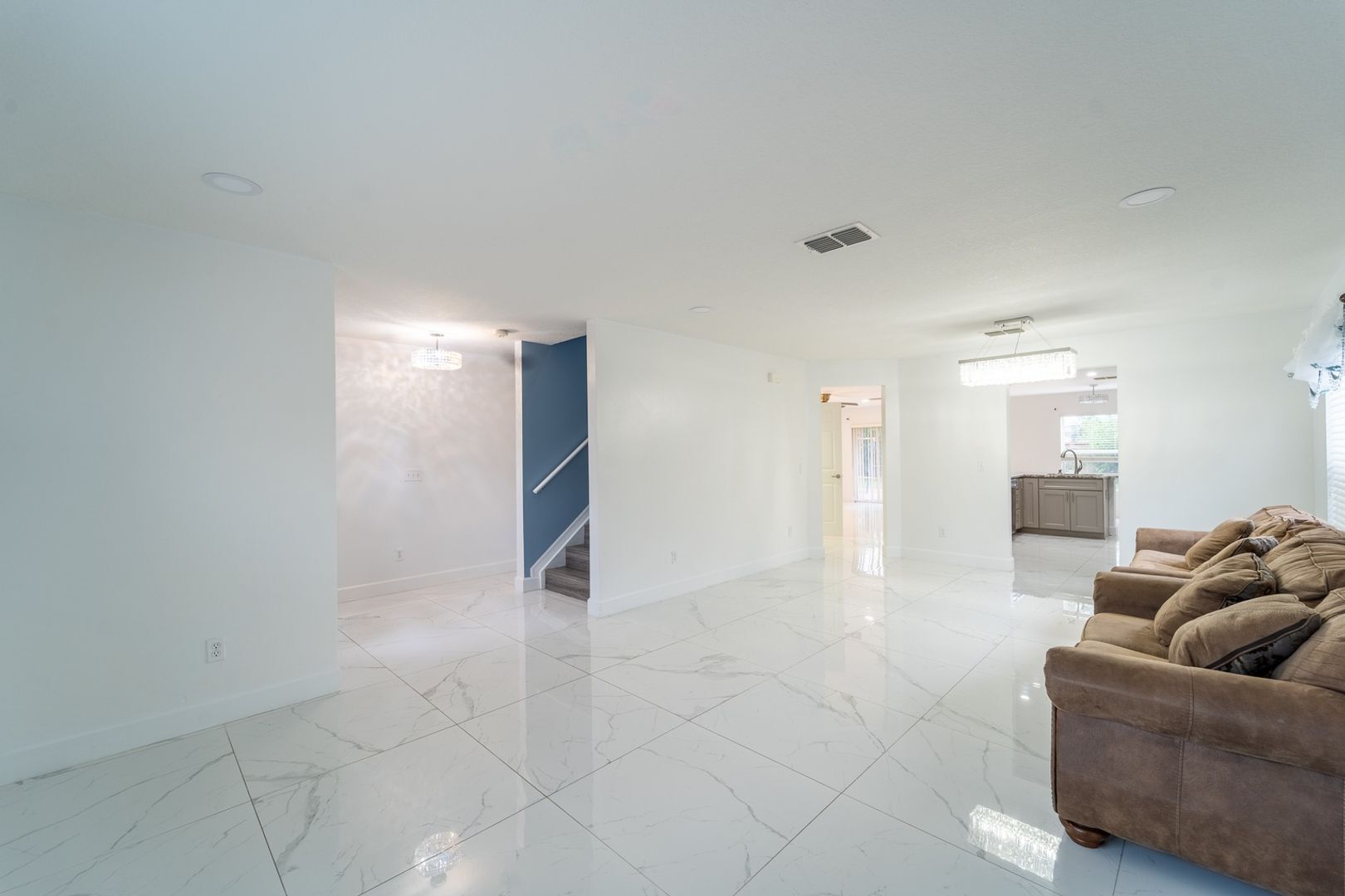 Building Photo - 129 Bella Rosa Cir
