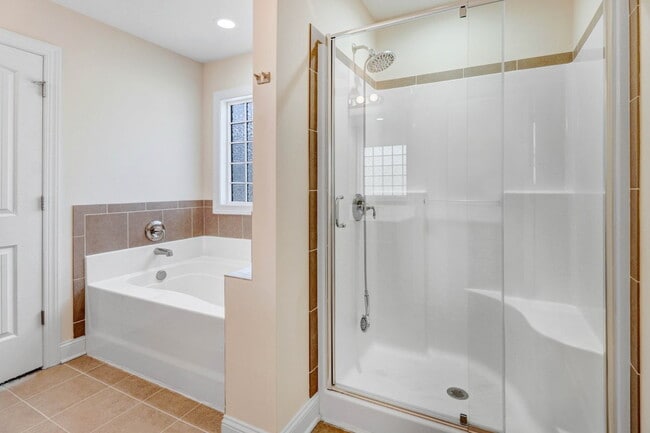 Building Photo - SPACIOUS 2-Story Home in Spring Forest *Spring Creek schools*