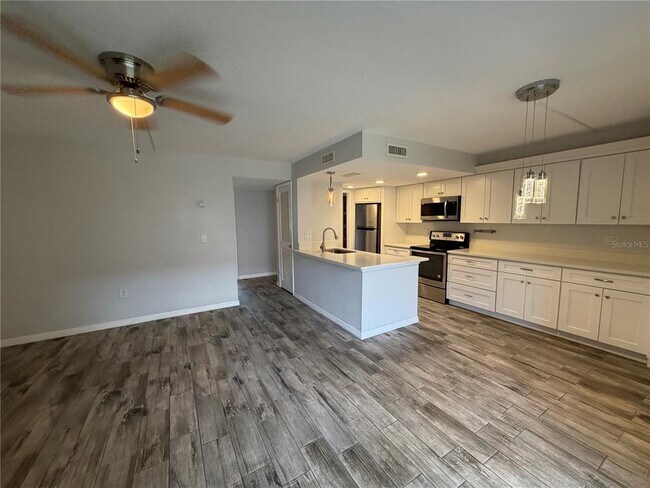 Building Photo - 1167 Calle Del Rey