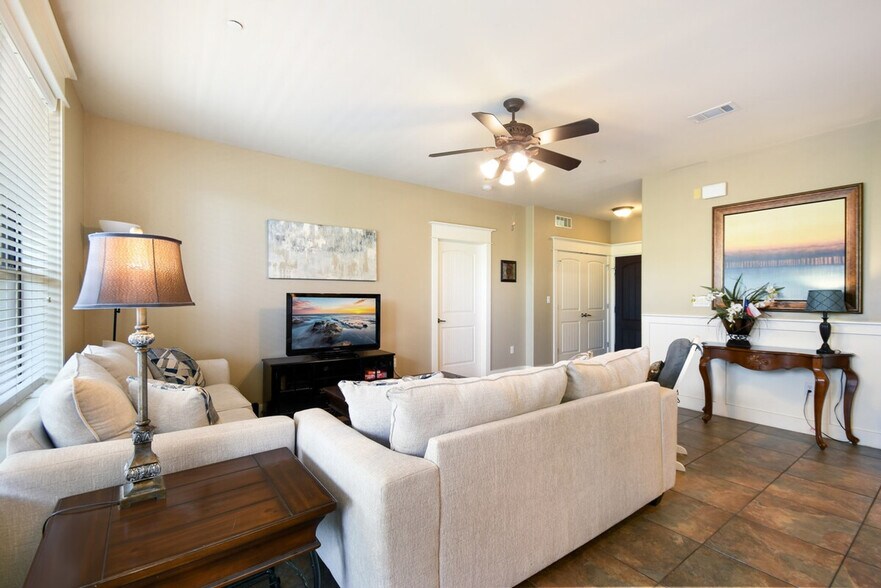 Building Photo - 17813 Maritime Point