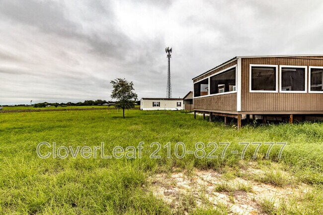 Building Photo - 413 Co Rd 6812