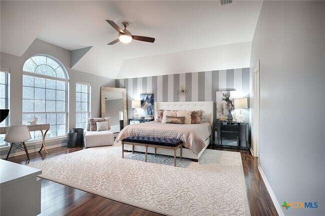 Building Photo - 30209 Oak Tree Dr