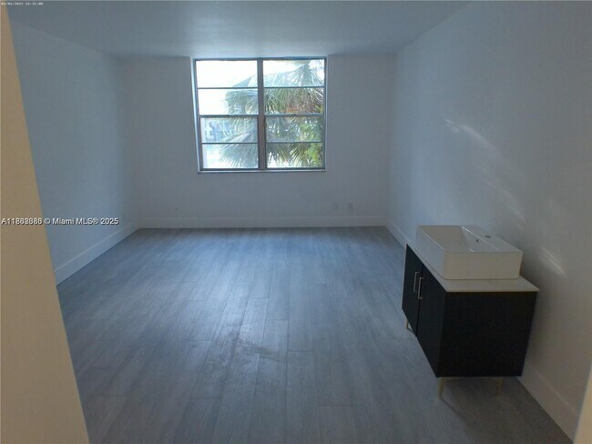 Building Photo - 2601 NW 48th Terrace