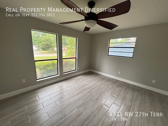 Building Photo - 4314 NW 27th Terrace