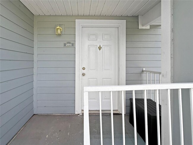 Building Photo - 708 Secret Harbor Ln