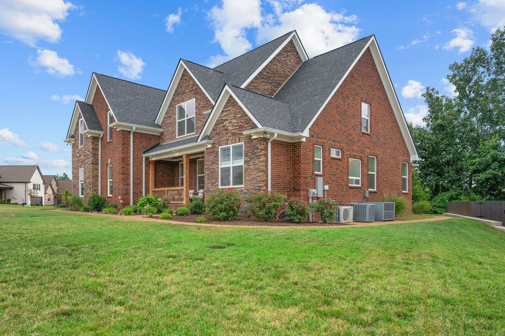 Building Photo - 1136 Secretariat Dr