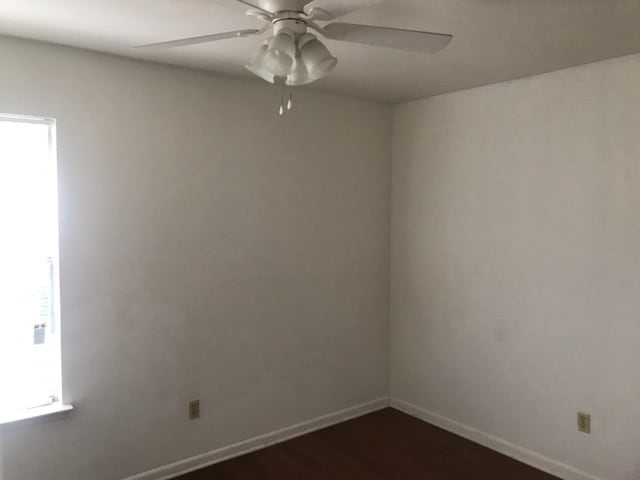 Building Photo - Bryan - 1 bedroom / 1 bath / 4plex