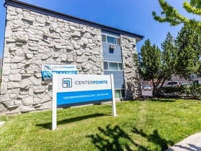 Building Photo - Center Pointe