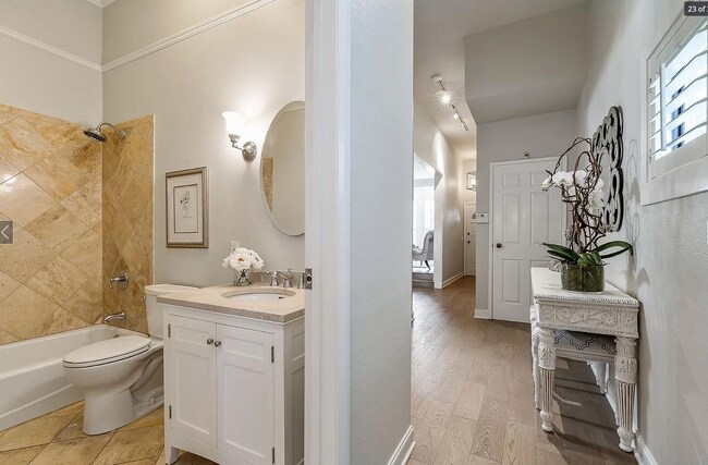 Building Photo - 2578 California St